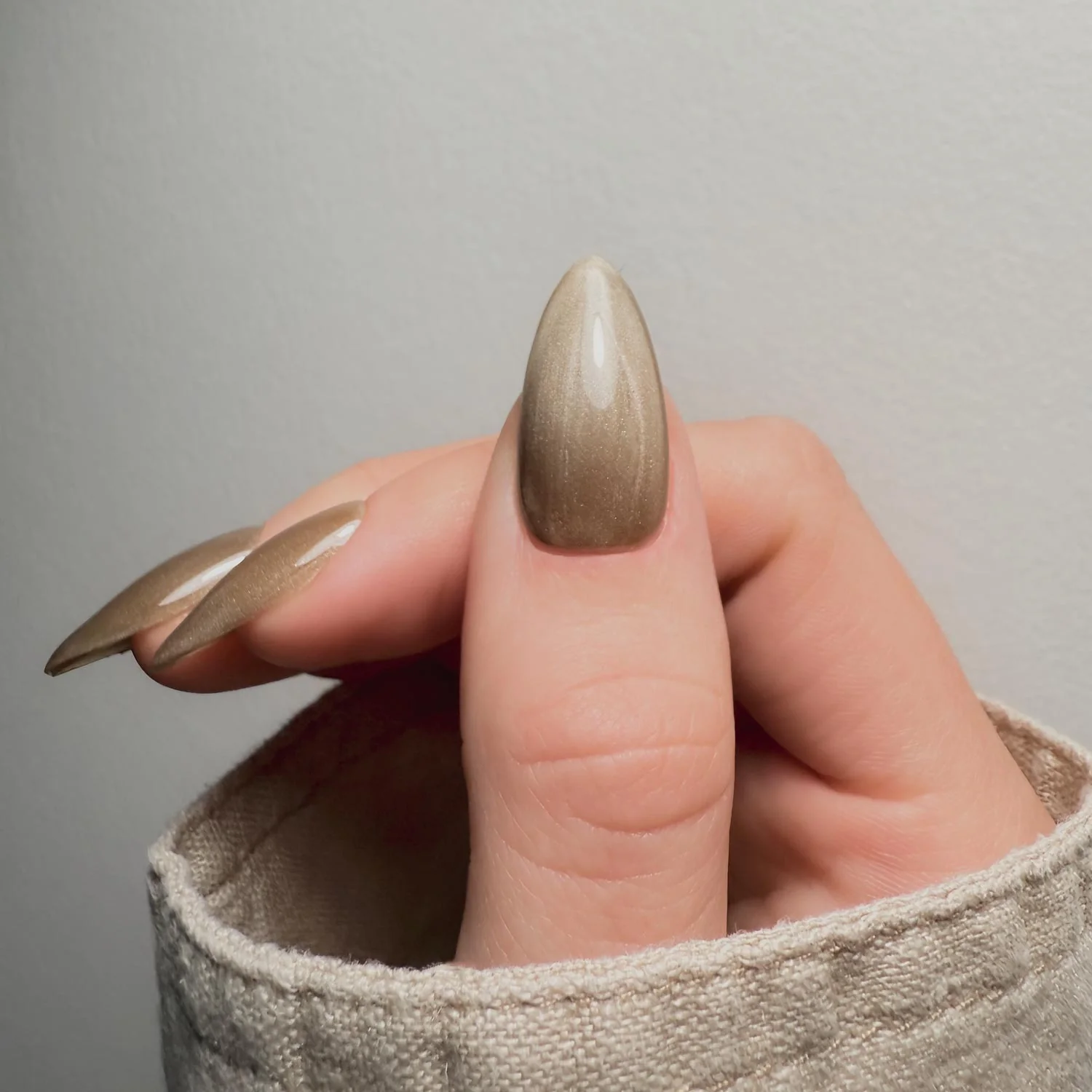 Bubbly - Cat Eye Gel - Image 3