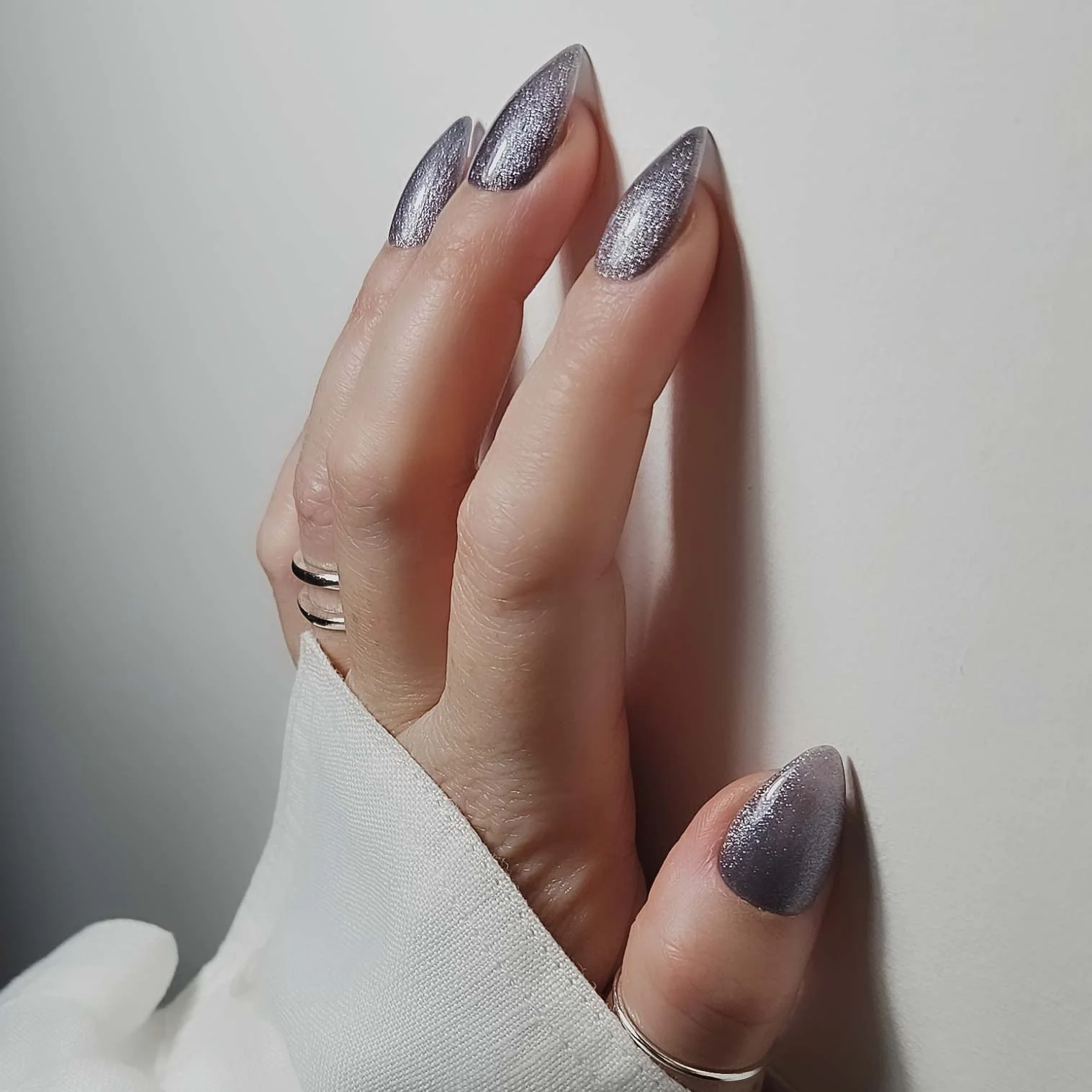 Past Midnight - Cat Eye Gel - Image 3