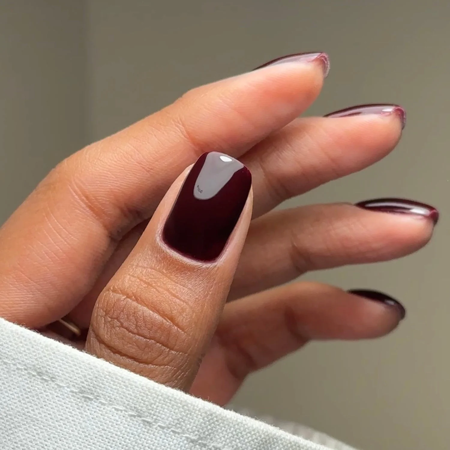 Rouge Noir - HEMA Free - Image 3