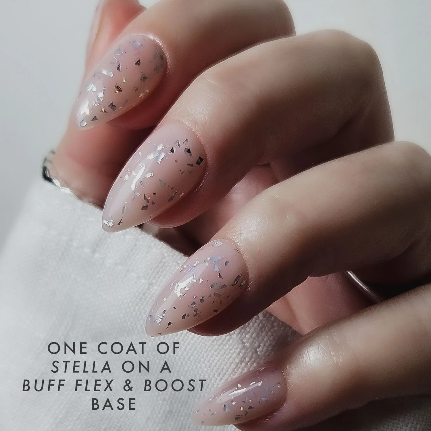 Stella - Foil Flake Gel - Image 3